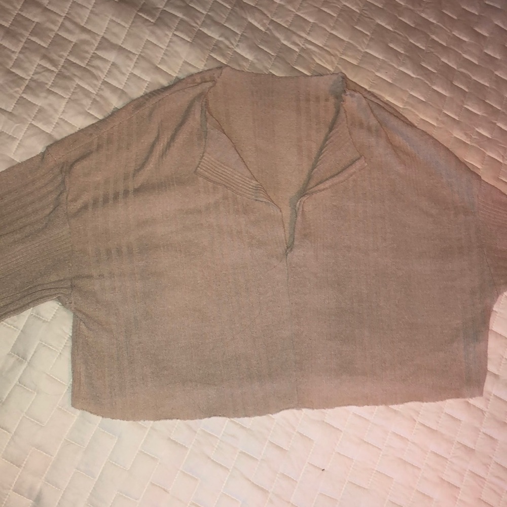 Thin Cropped Sweater